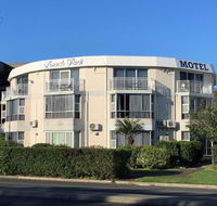 Beach Park Motel - Coogee Beach Accommodation