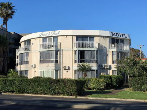 Beach Park Motel - Coogee Beach Accommodation 0