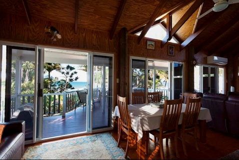 Beachfront Zilzie Holiday Home And Cottage - Coogee Beach Accommodation 2