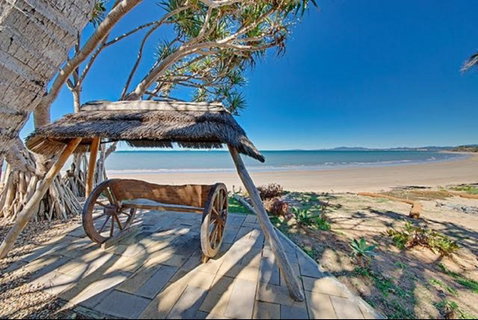 Beachfront Zilzie Holiday Home And Cottage - Coogee Beach Accommodation 6