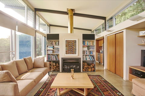 Bundaleer - Coogee Beach Accommodation 0