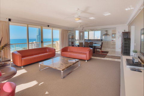 Contessa Holiday Apartments - Coogee Beach Accommodation 4