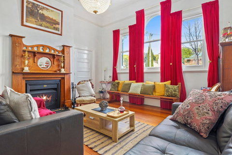 Cygnet Old Bank B&B - Coogee Beach Accommodation 6