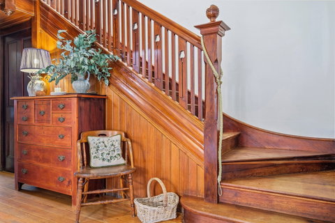 Cygnet Old Bank B&B - Coogee Beach Accommodation 7