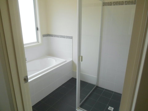 Decked Out In Vincent - Coogee Beach Accommodation 8