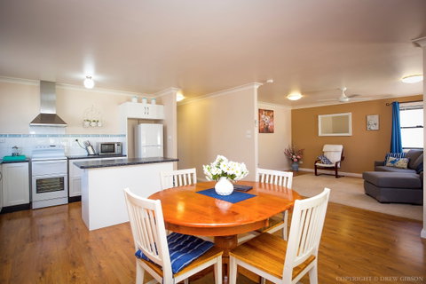 Dell-Lee Cottage - Coogee Beach Accommodation 3