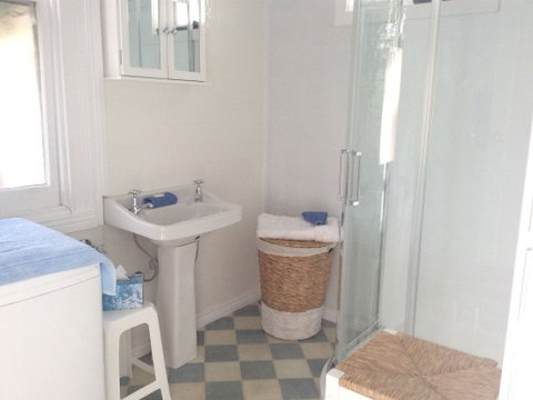 Devonport Bed And Breakfast - Coogee Beach Accommodation 2