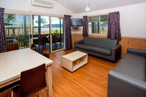 Discovery Parks - Lake Hume - Coogee Beach Accommodation 4