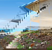 Dolphins 2 - Coogee Beach Accommodation