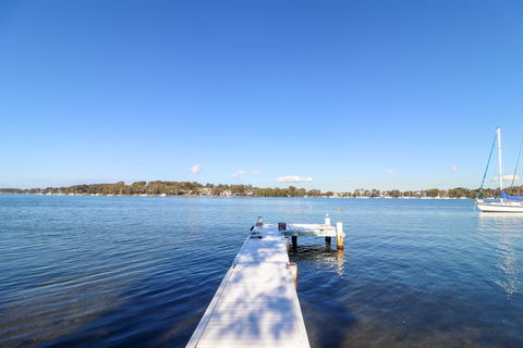 El Lago Jetty - Coogee Beach Accommodation 9
