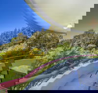 Fathoms 6 - Coogee Beach Accommodation