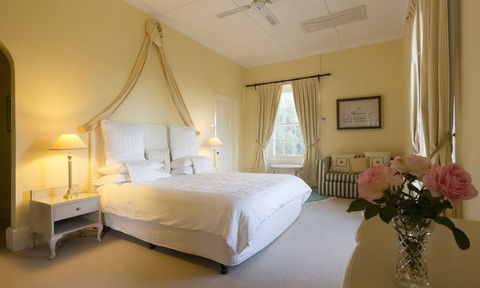 Faversham House - Coogee Beach Accommodation 0