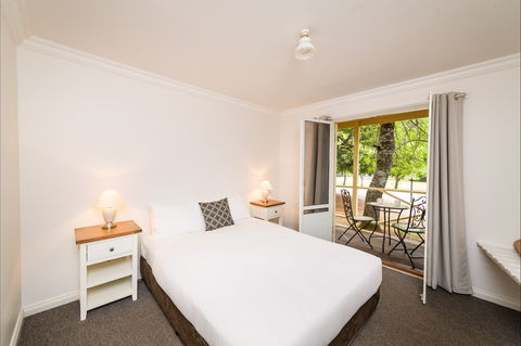 Federation Gardens And Possums Hideaway - Coogee Beach Accommodation 1