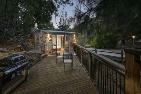 Foothills Retreat - Coogee Beach Accommodation 5