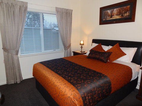 Hahndorf Oak Tree Cottages - Coogee Beach Accommodation 5