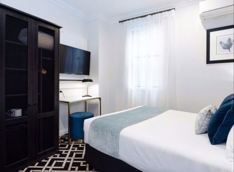High Cross Park  Lodge - Coogee Beach Accommodation 1