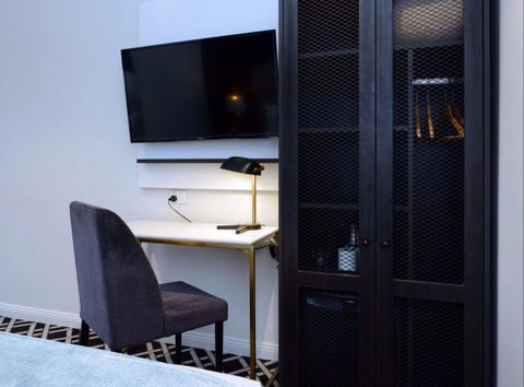 High Cross Park  Lodge - Coogee Beach Accommodation 5