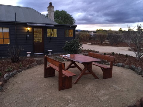 Keefers Cottage - Coogee Beach Accommodation 1