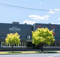 Adelaide Royal Coach - Coogee Beach Accommodation
