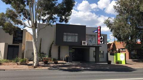 Hello Adelaide Motel Apartments - Frewville - Coogee Beach Accommodation 0