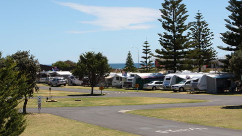 Moana Beach Tourist Park - Coogee Beach Accommodation 0