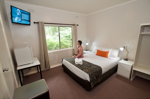 Mountain View Holiday Retreat - Coogee Beach Accommodation 3