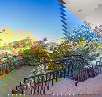 Relaxed Homely Retreat - Coogee Beach Accommodation