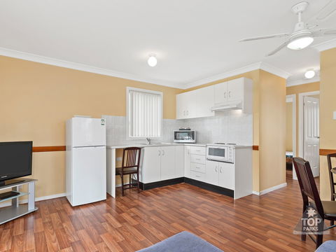 Shoalhaven Caravan Village - Coogee Beach Accommodation 5