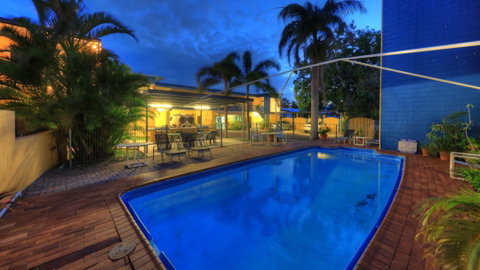 Sky View Units - Coogee Beach Accommodation 5