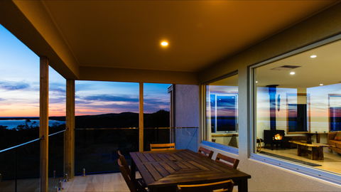 Southern Ocean Lookout - Coogee Beach Accommodation 1