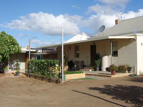 Squatters Cottage - Coogee Beach Accommodation 8