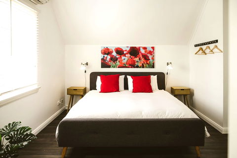 The Loft At Denver - Coogee Beach Accommodation 0