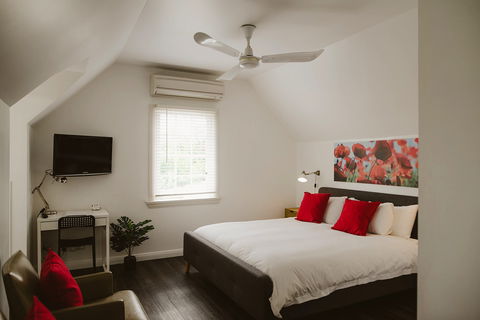 The Loft At Denver - Coogee Beach Accommodation 3