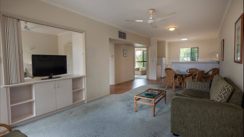 Tropic Towers Apartments - Coogee Beach Accommodation 8
