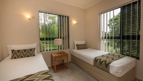 Tropic Towers Apartments - Coogee Beach Accommodation 9