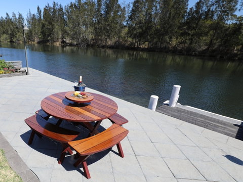 Villa Nina At Sussex Inlet - Coogee Beach Accommodation 1