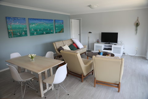 Villa Nina At Sussex Inlet - Coogee Beach Accommodation 2
