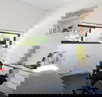 Western Sydney University Village Campbelltown - Coogee Beach Accommodation