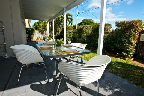 Wynnum Bayside Apartments - Coogee Beach Accommodation 8