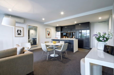 381 Cremorne - Coogee Beach Accommodation 1