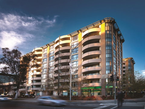Adina Serviced Apartments Canberra James Court - Coogee Beach Accommodation 0