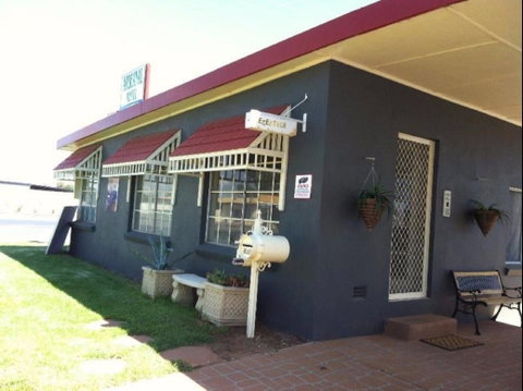 Ardeanal Motel - Coogee Beach Accommodation 0