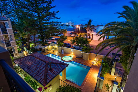 Beaches On Wave Street - Coogee Beach Accommodation 2