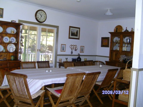 Bountiful Farm House - Coogee Beach Accommodation 0