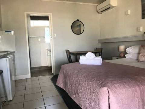 Charm City Motel - Coogee Beach Accommodation 1