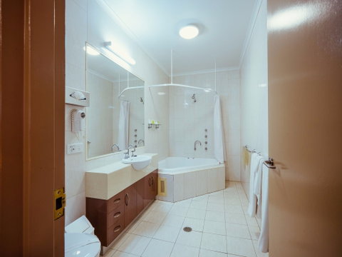 Club Motor Inn - Coogee Beach Accommodation 2