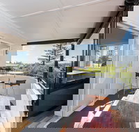 Cottesloe Beach Deluxe Apartment - Coogee Beach Accommodation