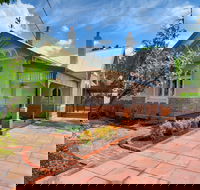Crisp Street Cottage - Coogee Beach Accommodation