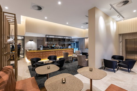 Deco Hotel Canberra - Coogee Beach Accommodation 4