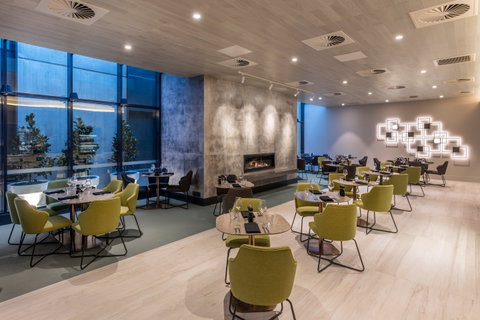 Deco Hotel Canberra - Coogee Beach Accommodation 5